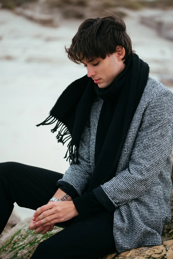 角色情緒與互動一致性 - 參考圖 1